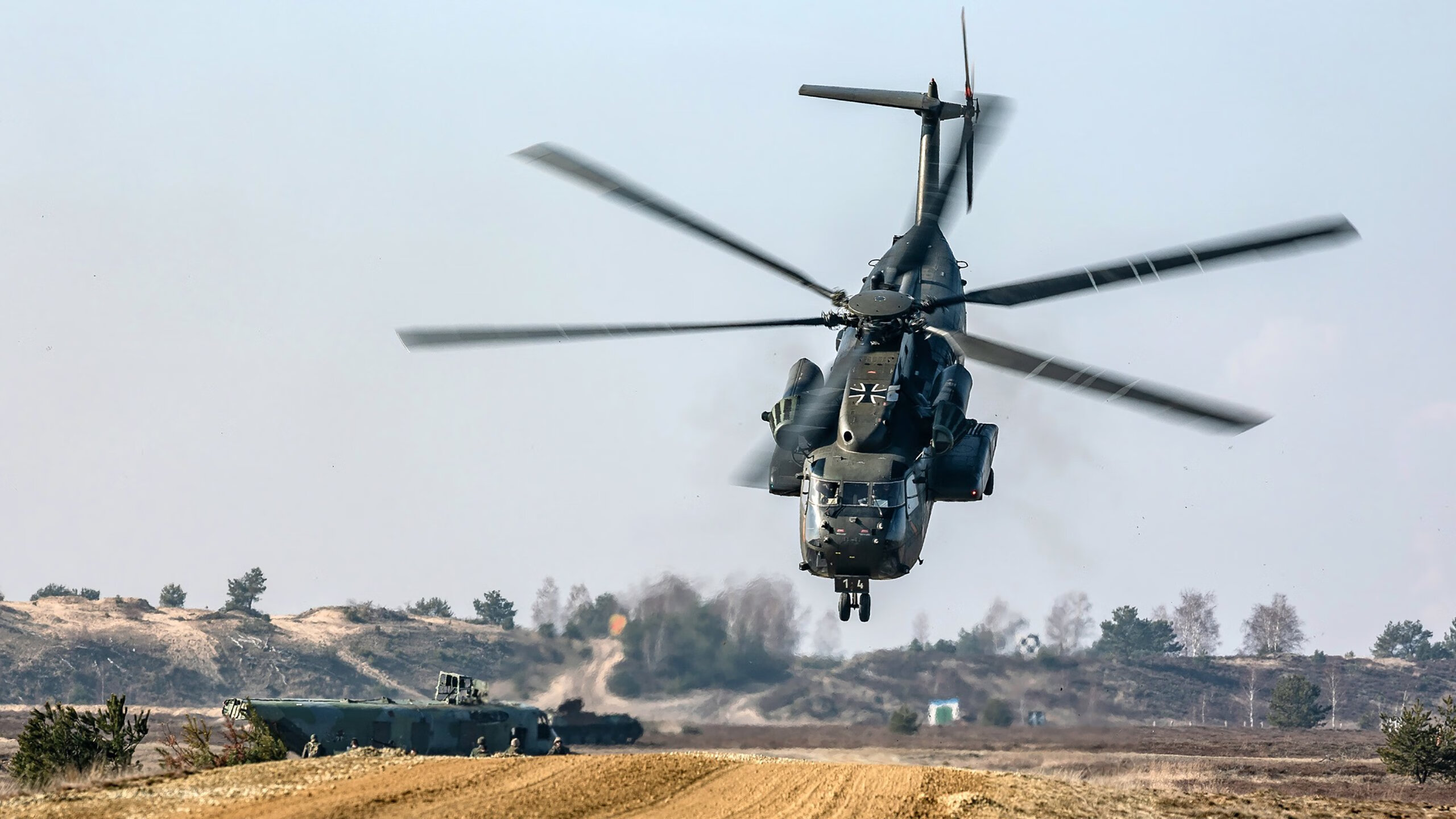 kaiyun体育app-NBA交易截止日临近，多队暗流涌动，nba交易现状