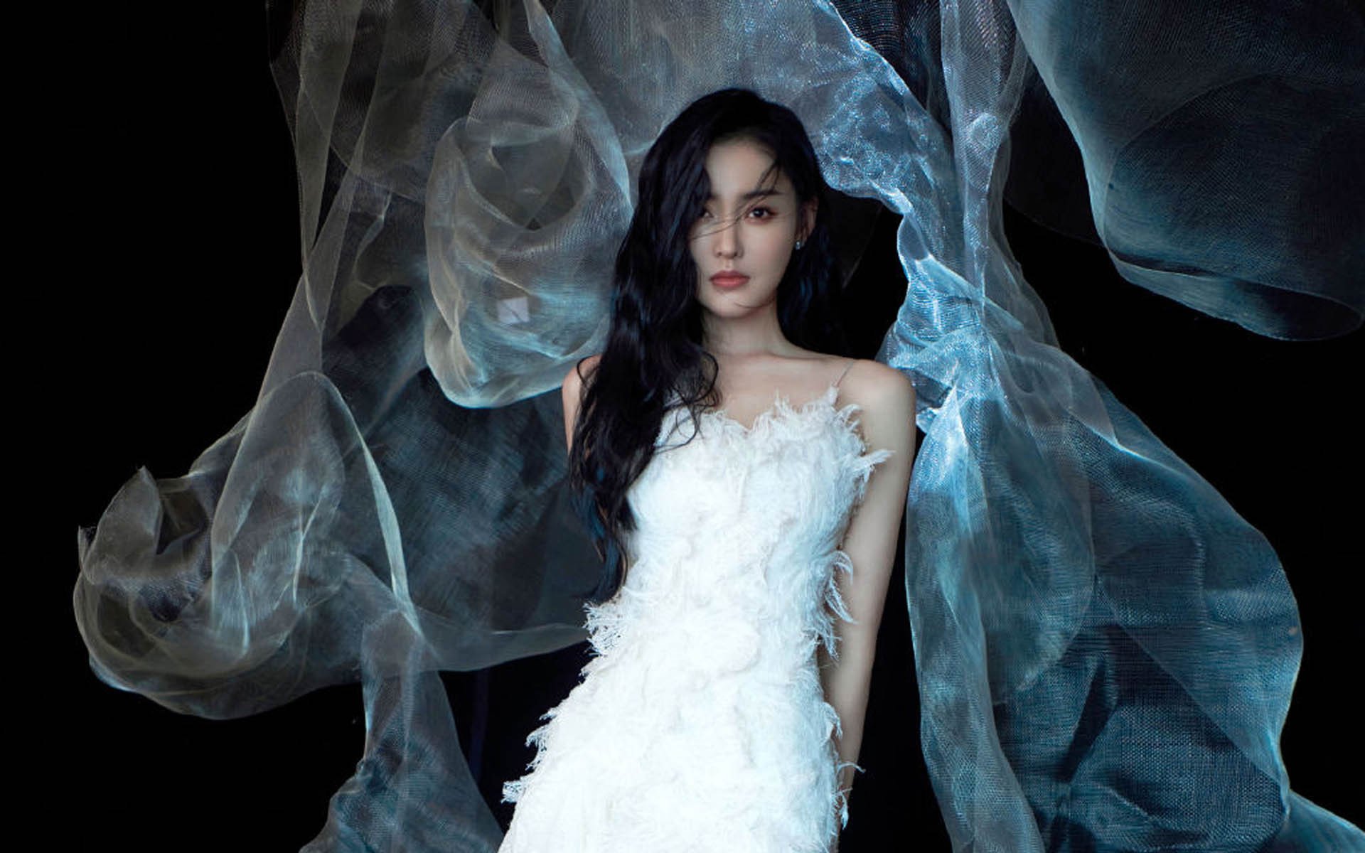 现场直击:球迷现场激情互动瞬间,足球球迷现场