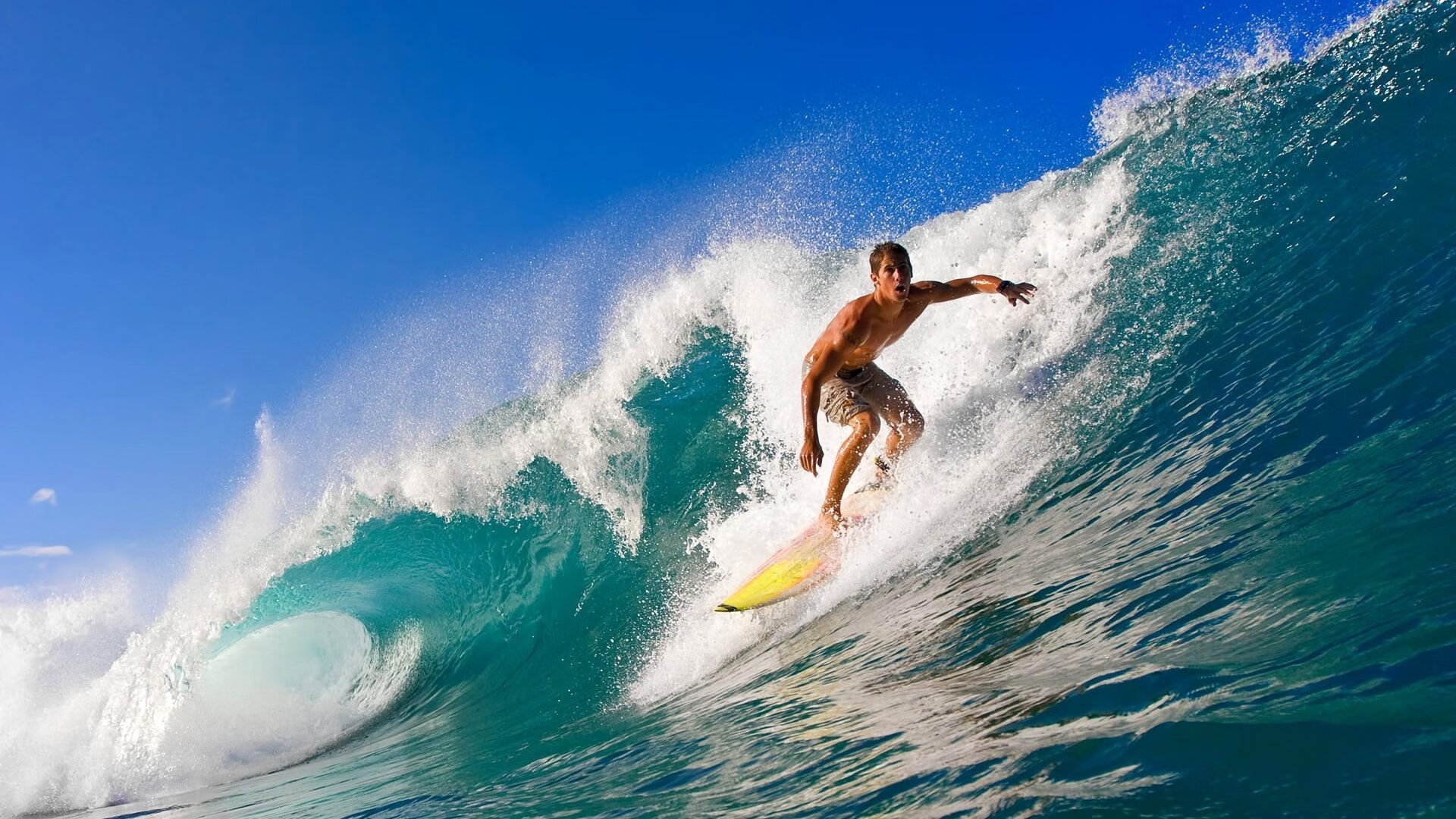 《虚拟主播与电竞合作频繁，行业生态不断丰富》，虚拟主播好看吗